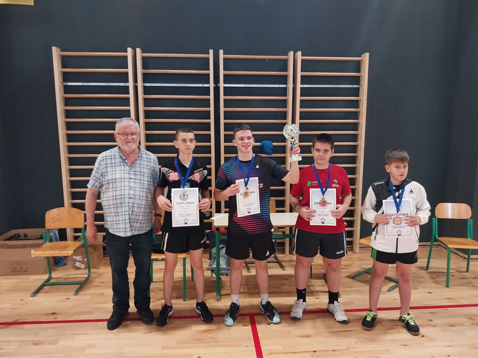Kristina Šebek i Jakša Krivokapić juniorski šampioni